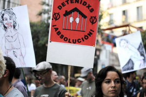 Injusta sentencia: Condenadas 4 de las 9 personas detenidas en 2006 por la vivienda digna